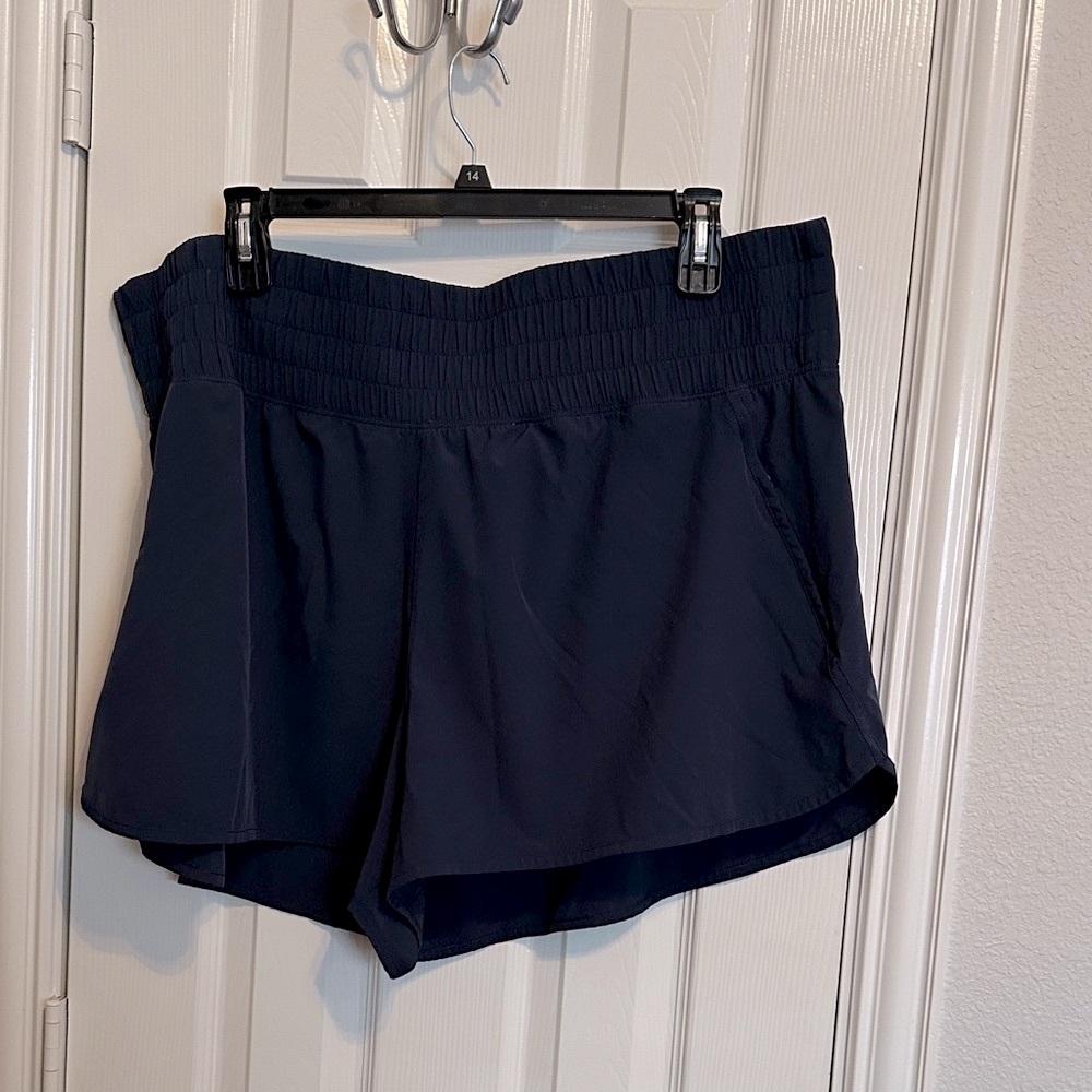 YPB Abercrombie and fitch Navy Women's XXL Shorts w/zipper pockets active